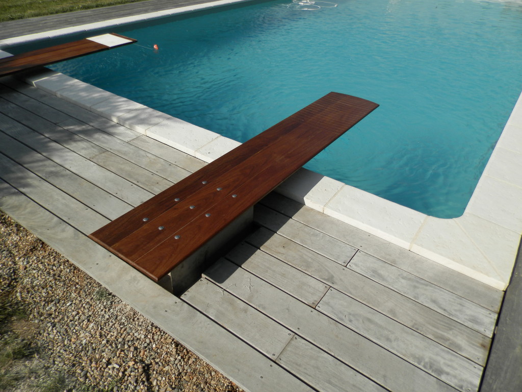 Mikel Tube - Wooden Diving Boards